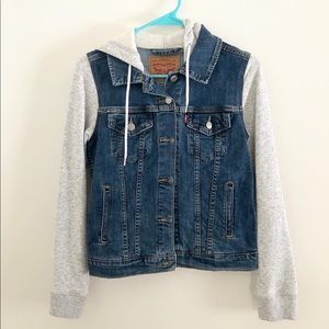 Levi’s Denim Sweatshirt Jacket/Hybrid Trucker